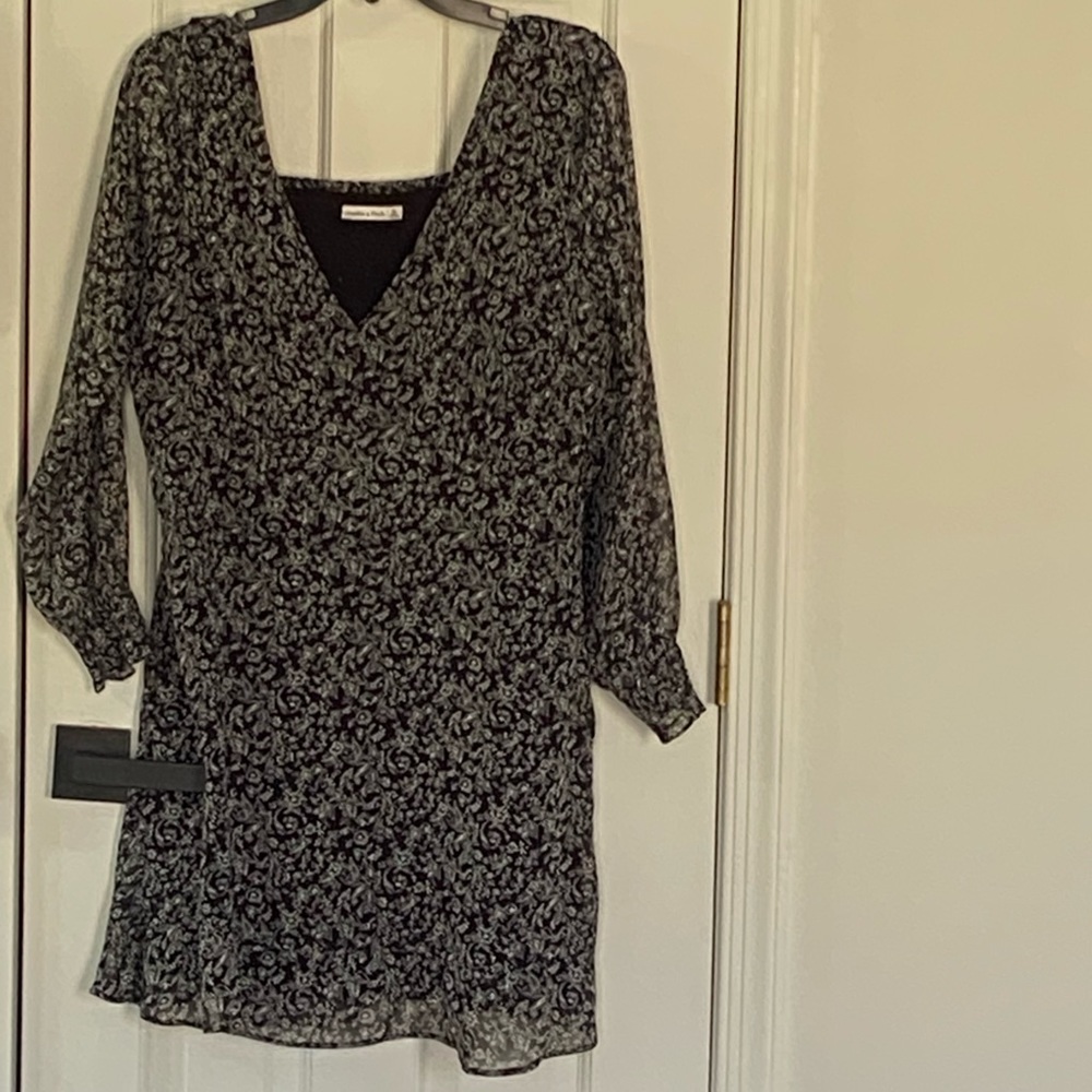 Abercrombie & Fitch long sleeve babydoll dress